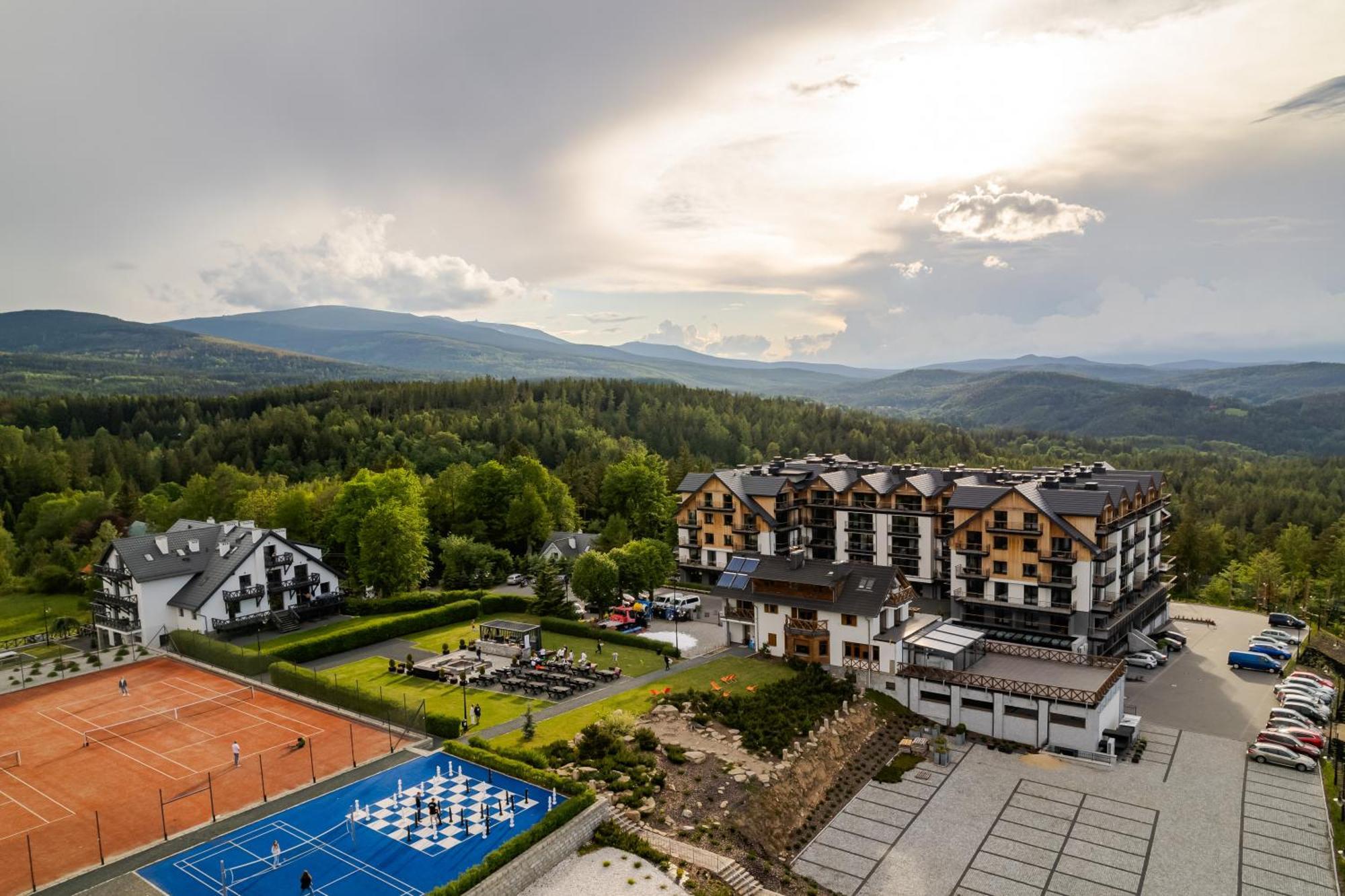 Kazalnica Family&Conference Resort Kolo Karpacza Sosnówka Zewnętrze zdjęcie